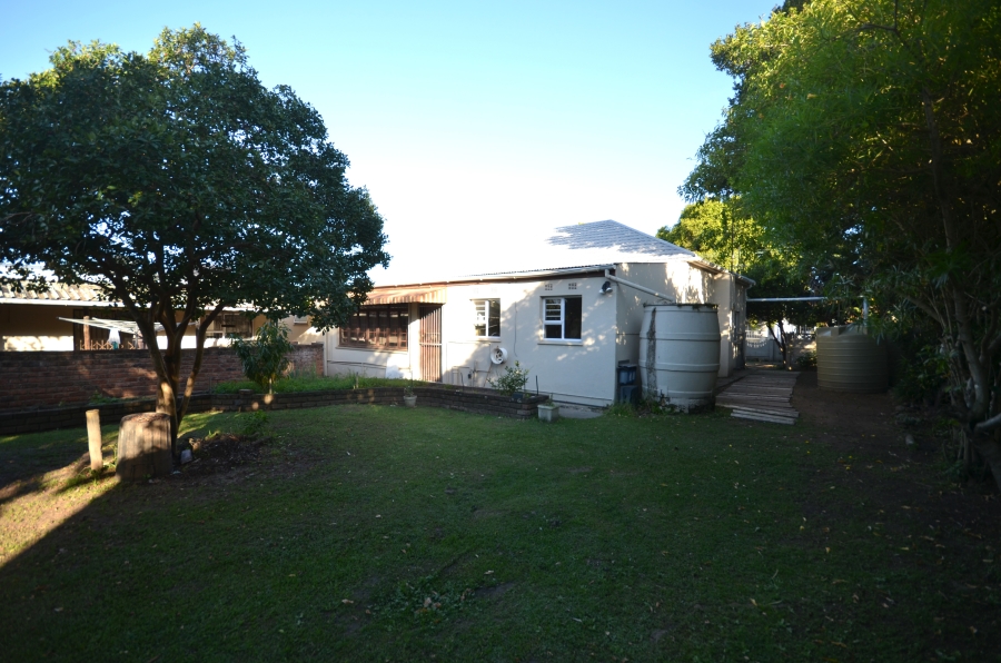 To Let 4 Bedroom Property for Rent in Berea Eastern Cape